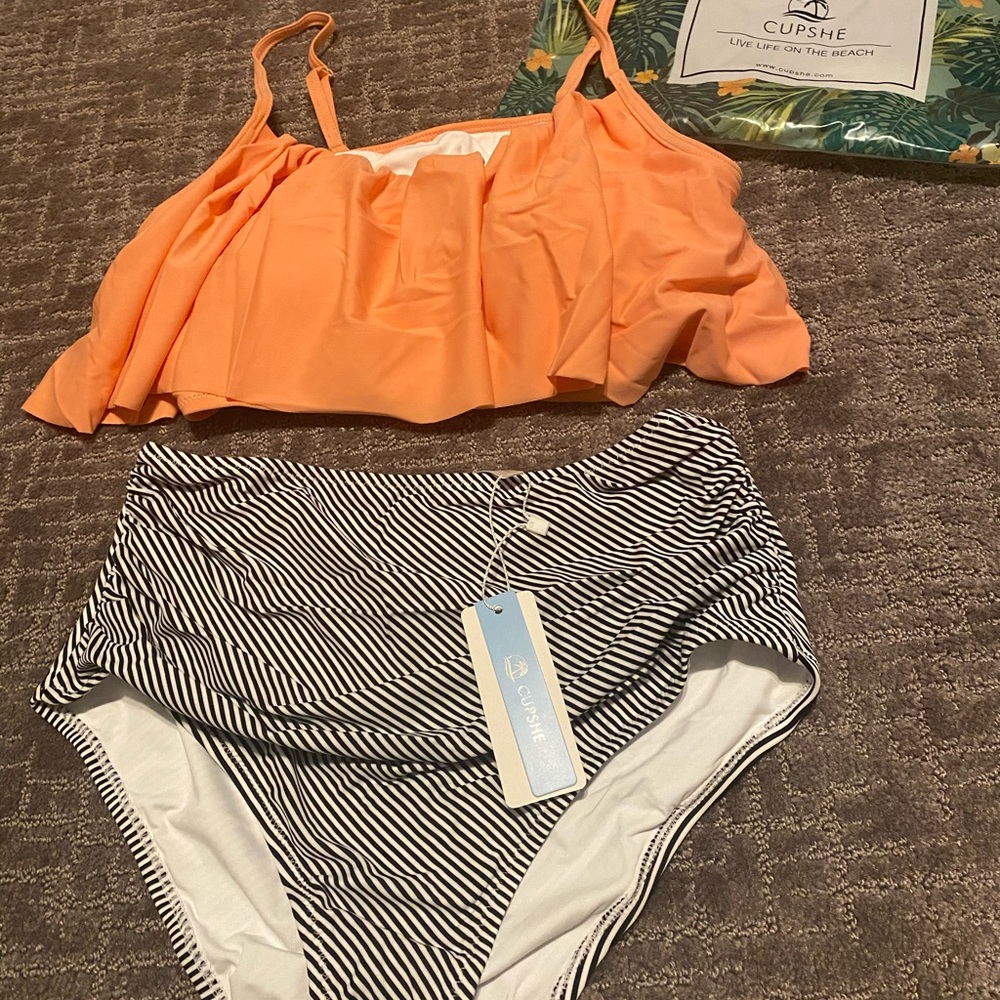 High waisted scrunch bikini